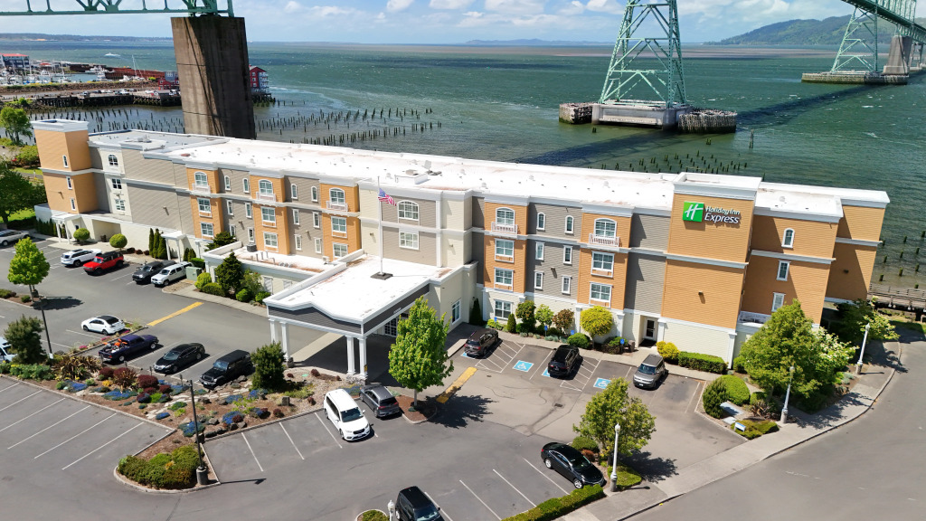 Holiday Inn Express Hotel & Suites Astoria by IHG