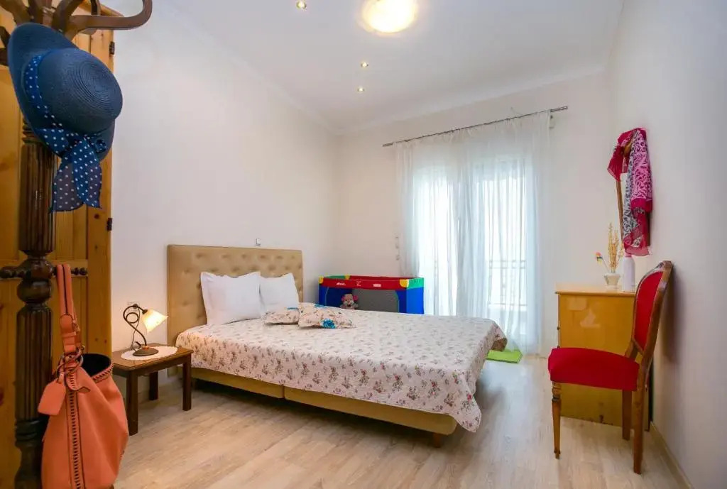 Kallisti Apartment