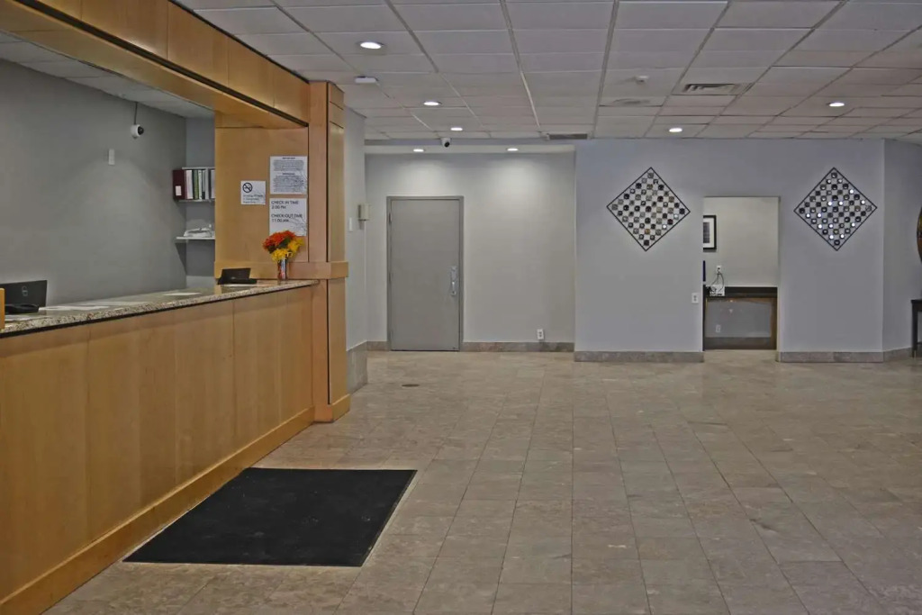 Quality Inn & Suites Syracuse - Carrier Circle