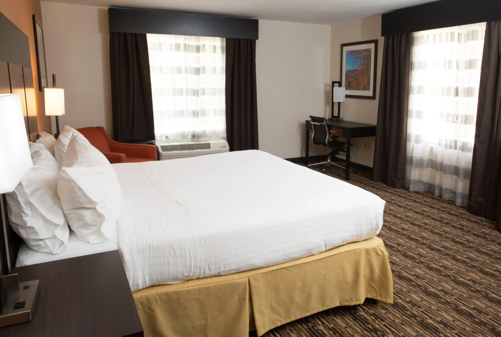 Holiday Inn Express Hotel & Suites Cherokee-Casino by IHG
