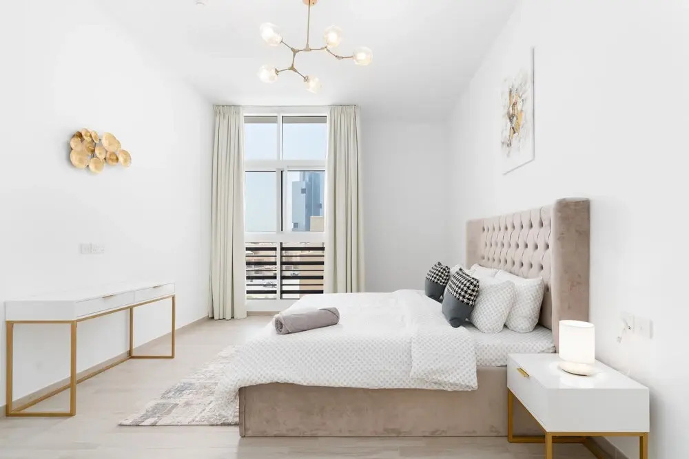 SuperHost - Tranquil Cozy Apartment in the Heart of JVC