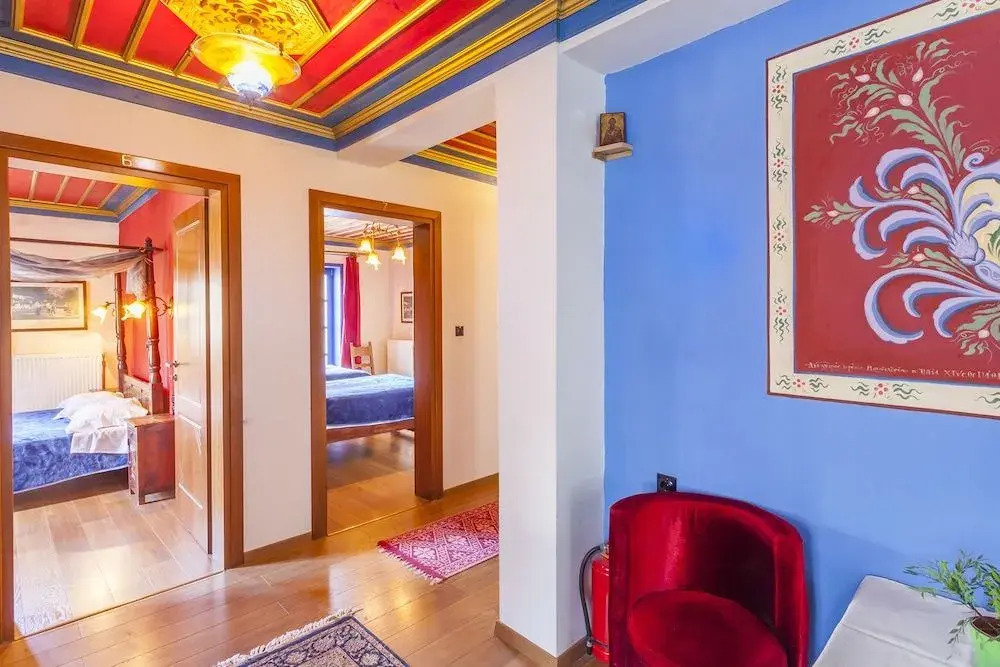 Arktouros Hotel