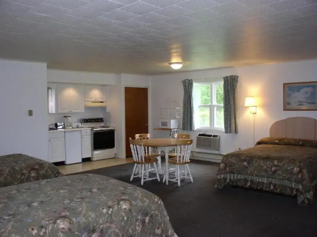 Birchwood inn