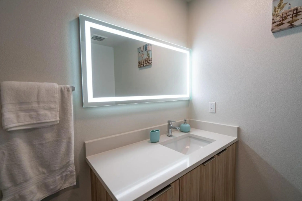 Venice Beach & Marina del Rey Apartments