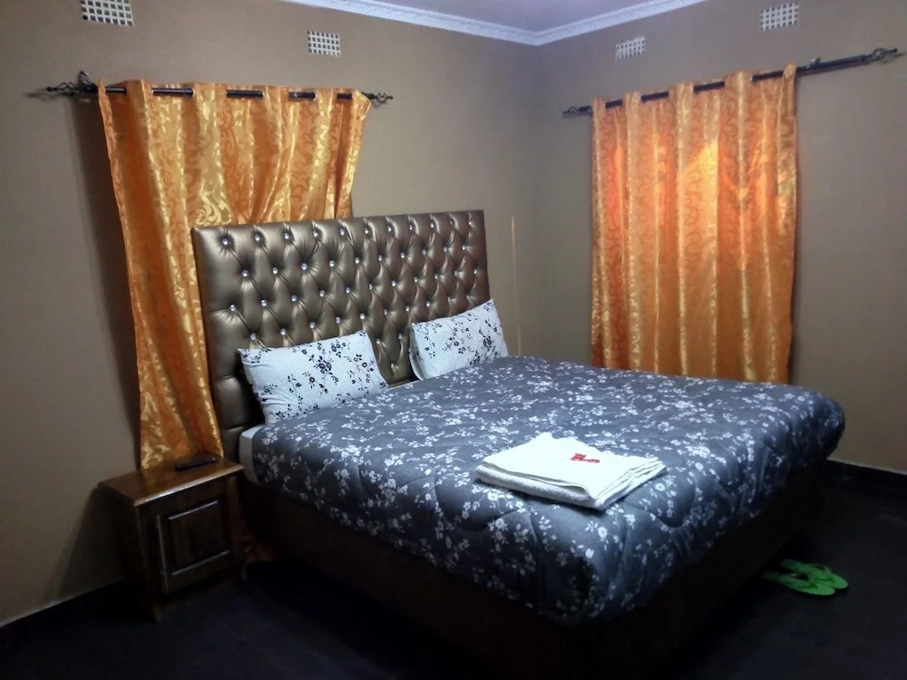 Libala South Executive Lodge
