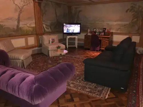 Luxury Apartments by Palazzo Portinari Salviati