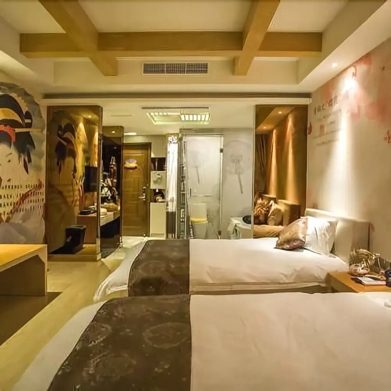 Houhai Theme Hotel