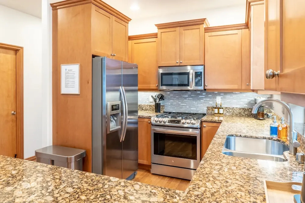 FIFA 2026 3BR + Daybed Midway Near Seattle & Vancouver