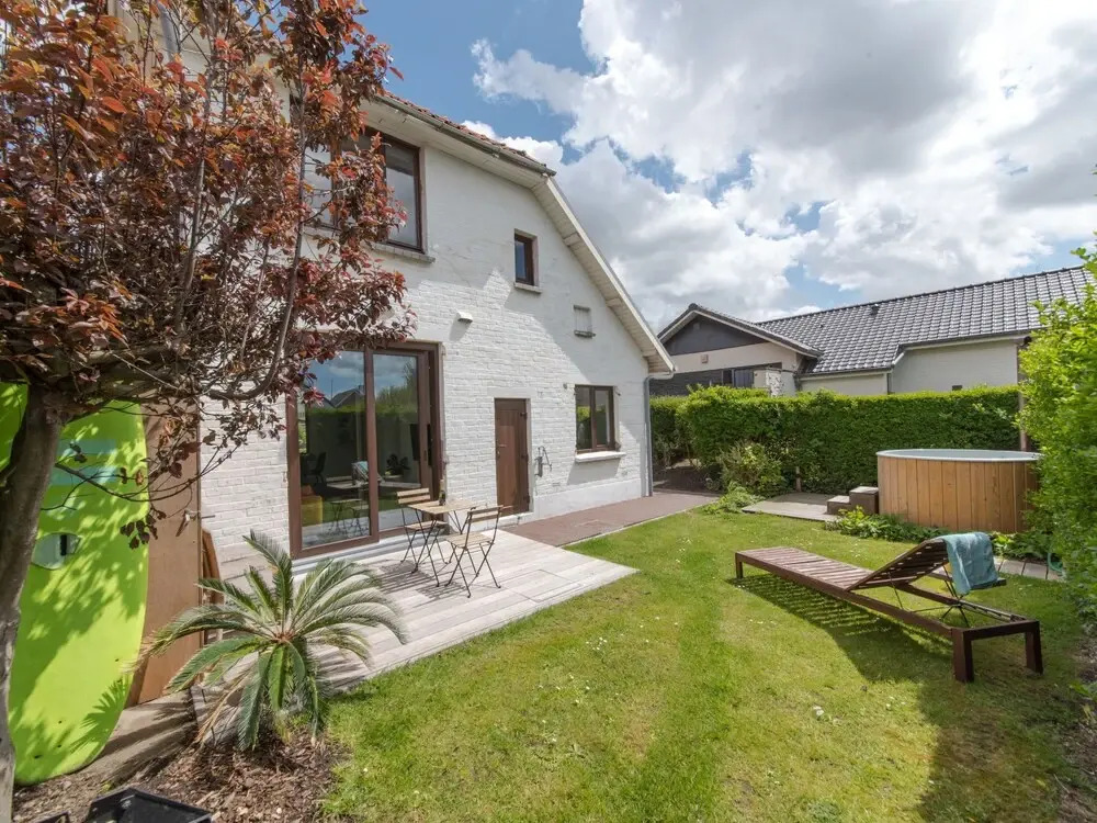 Villa Hutje bij de Zee by Interhome