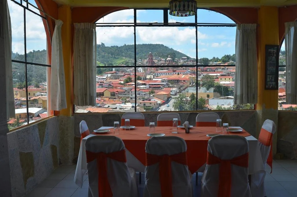 Hotel Los Arcos