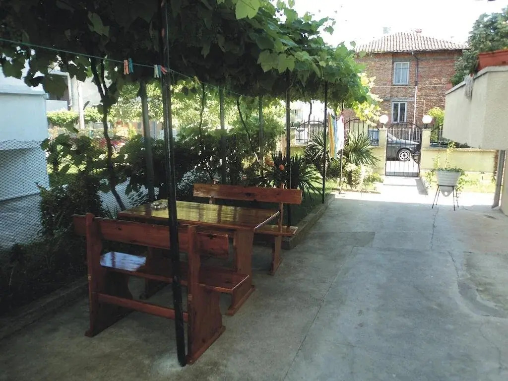 Guest House Chifchibashievi