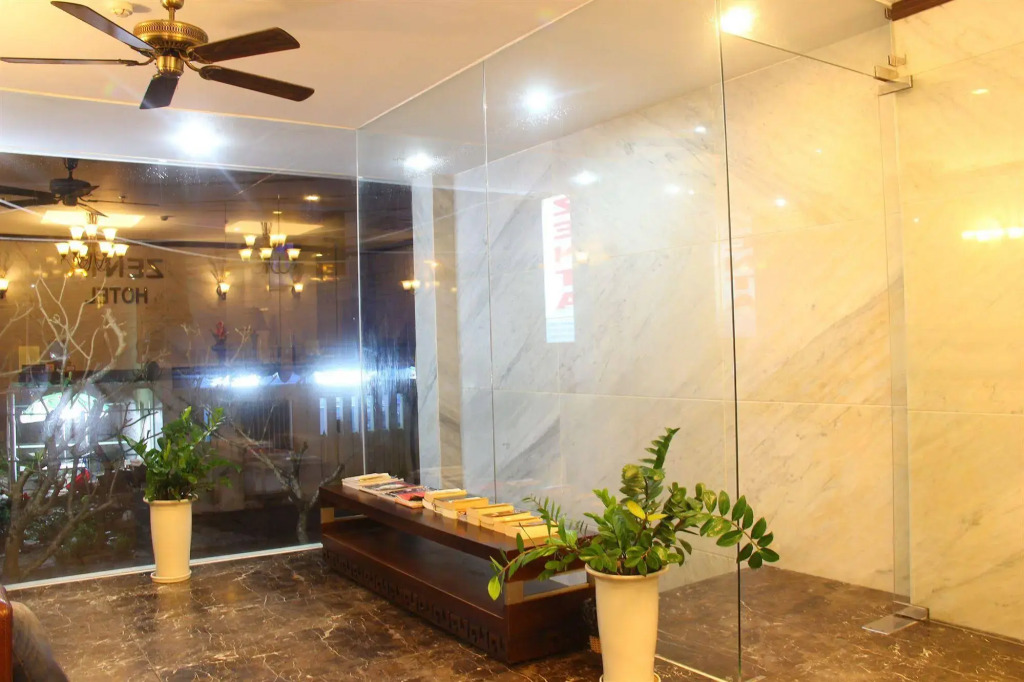 Zenta Hotel