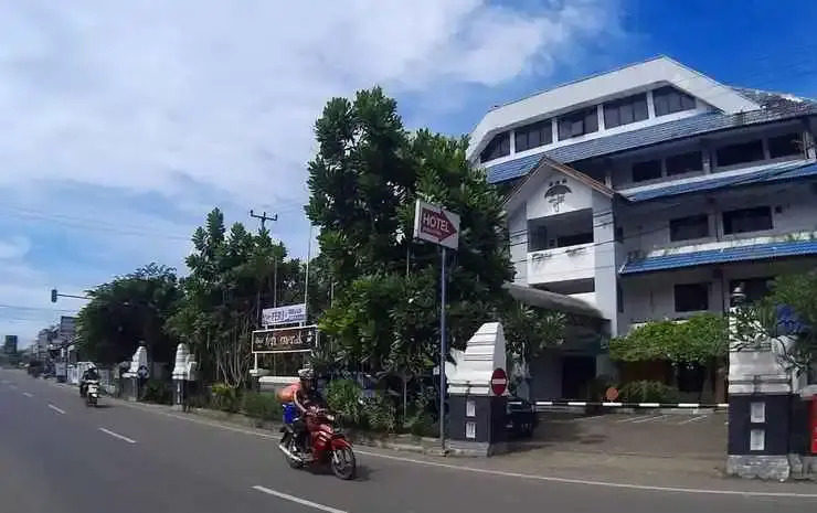 Hotel Feri Merak