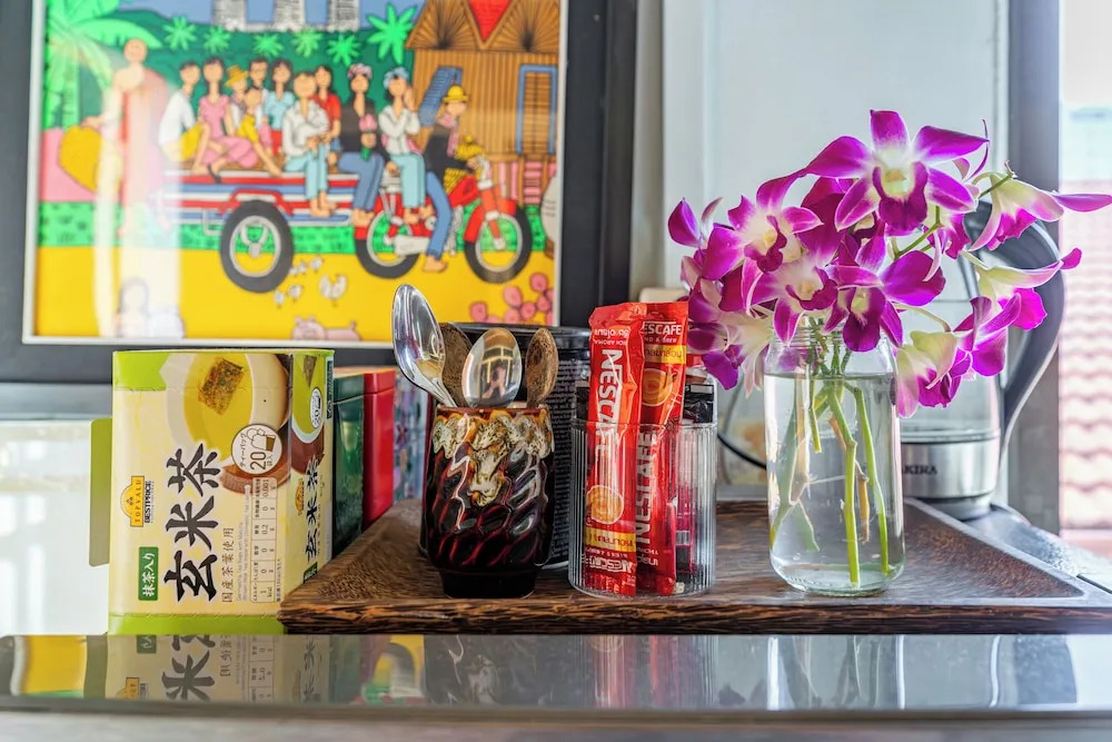 Cozy 1990s Khmer Style Flat in Heart of Tonle Bassac