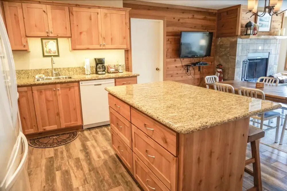 Sun Meadows 1 - 202 Luxury 2 bdrm