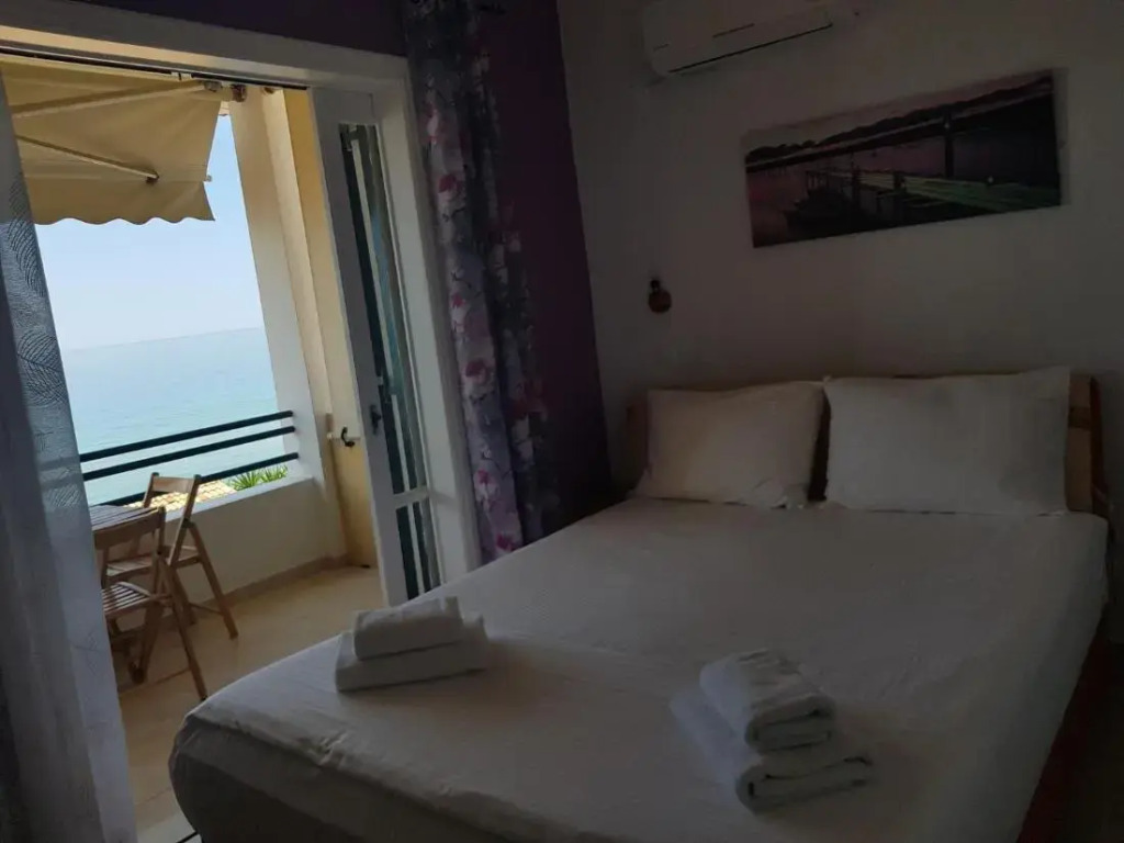 Glyfada Apartments