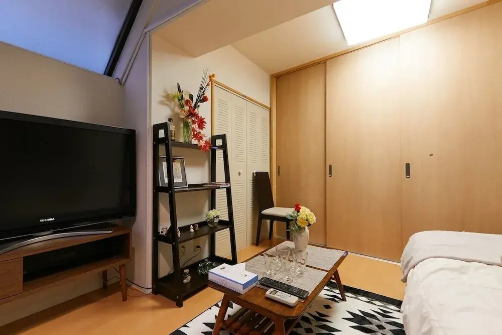 Nishishinjuku Hana House