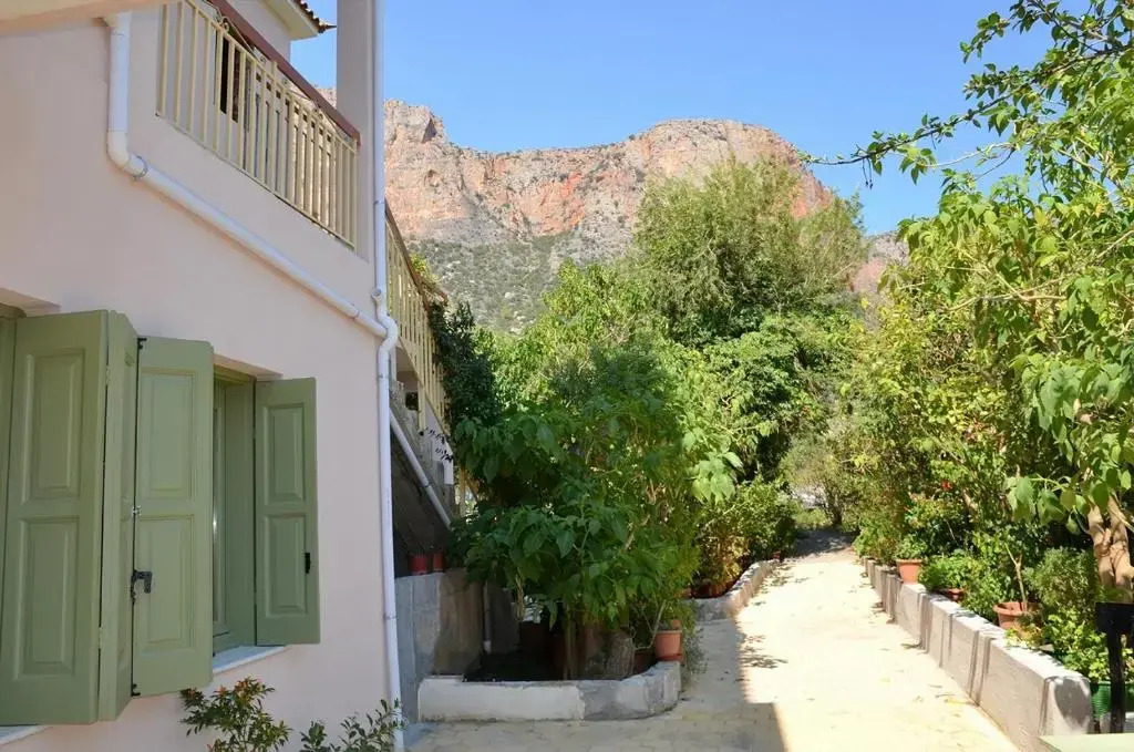 Vanna's Apartments