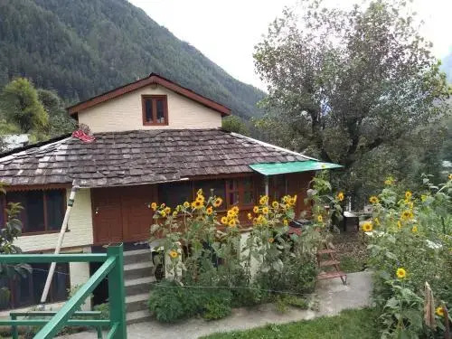 Thakur cottage homestay