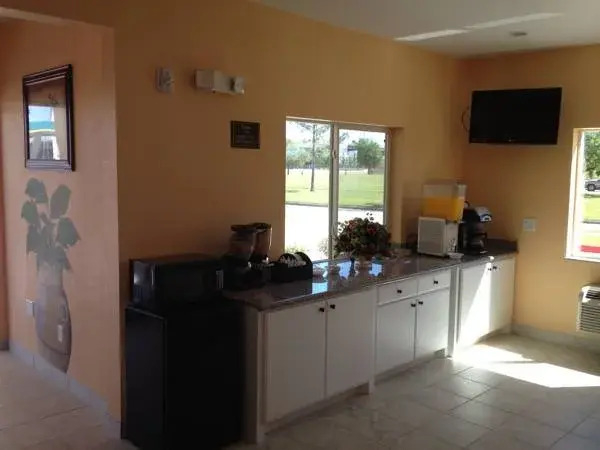 Moonlight Suites - Houston/George Bush Intl Airport