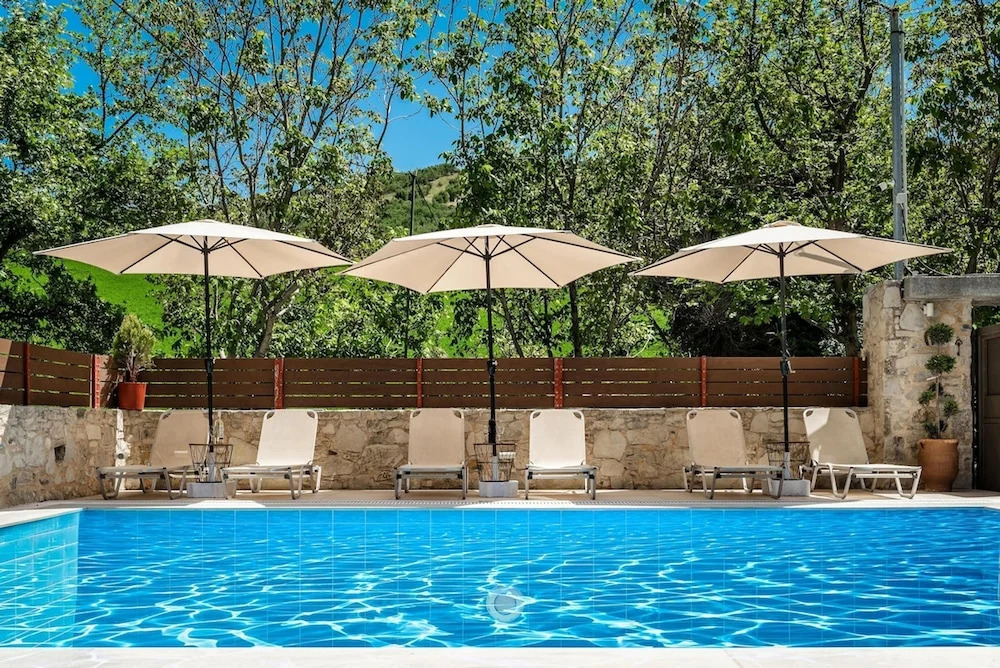 Villa Kalouas private pool