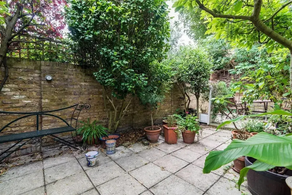 Fabulous Large and Quirky 4 Bedroom House