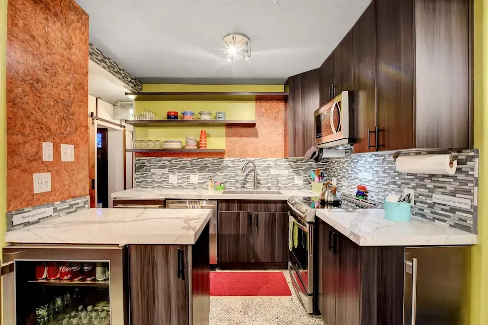 Renovated 2 Bdrm 2 Bath Condo las Vegas Strip 1 Gb Internet