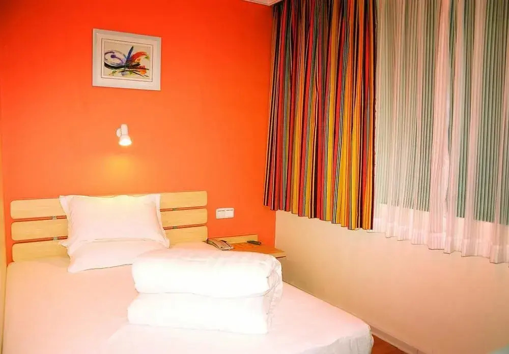Weishi Hotel