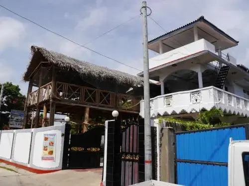 Trinco Hemach Beach Hotel
