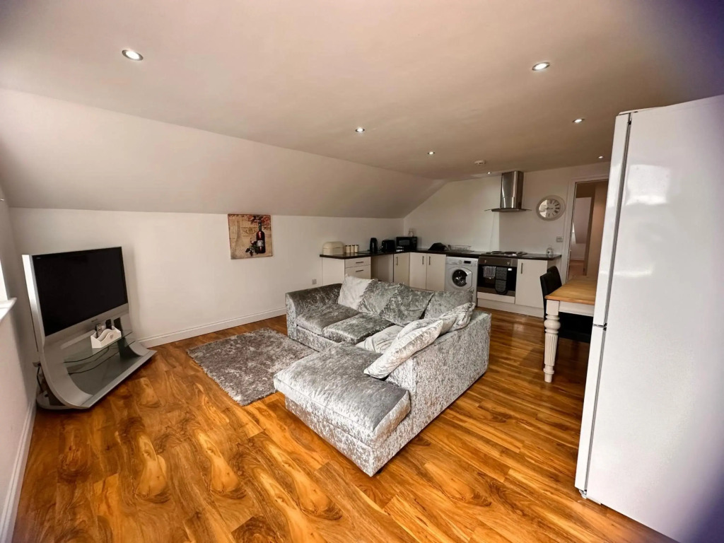 Joe Kelly Buildings flat 5