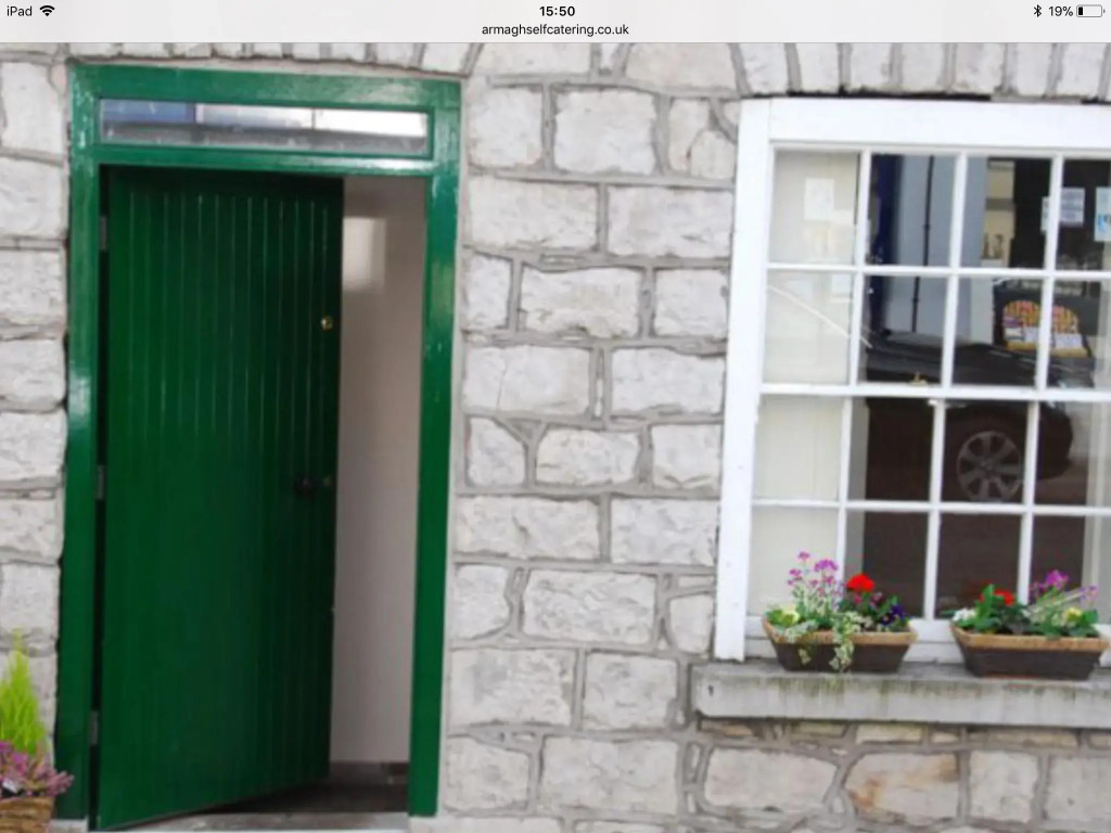 Coach house