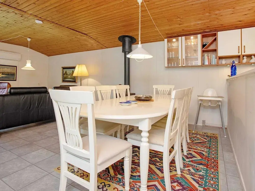 6 Person Holiday Home in Dannemare
