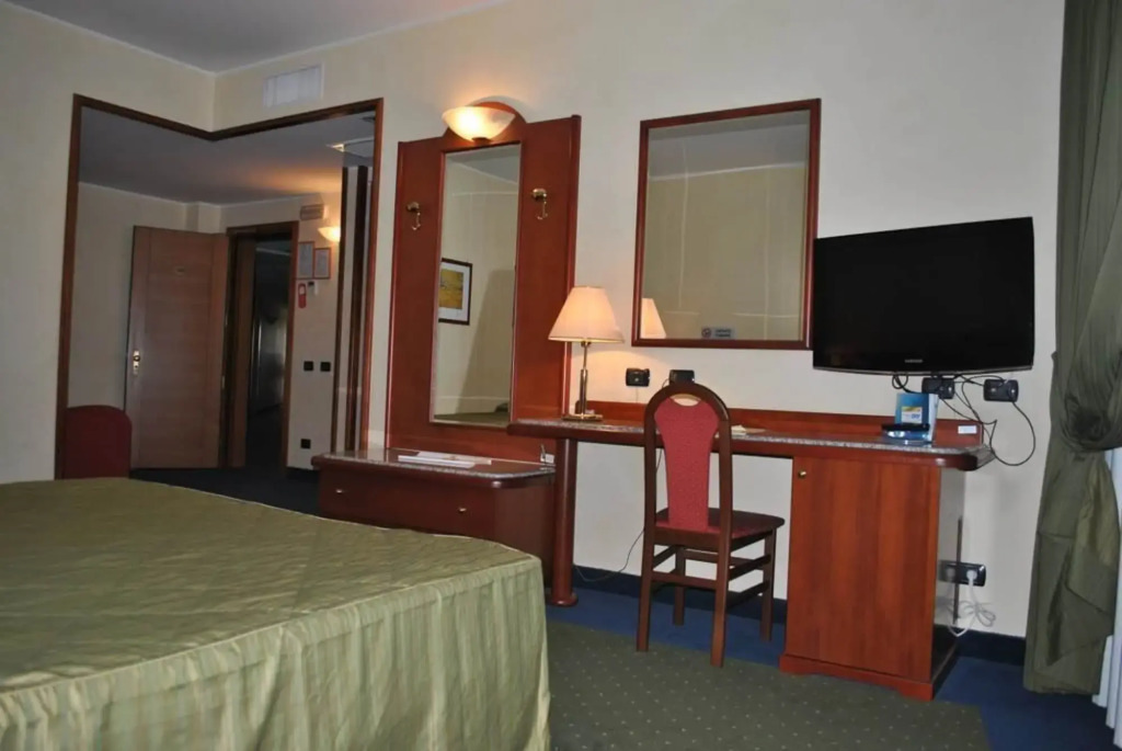 Edra Palace Hotel & Ristorante