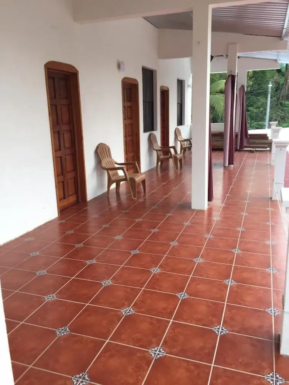 Lauris Hotel