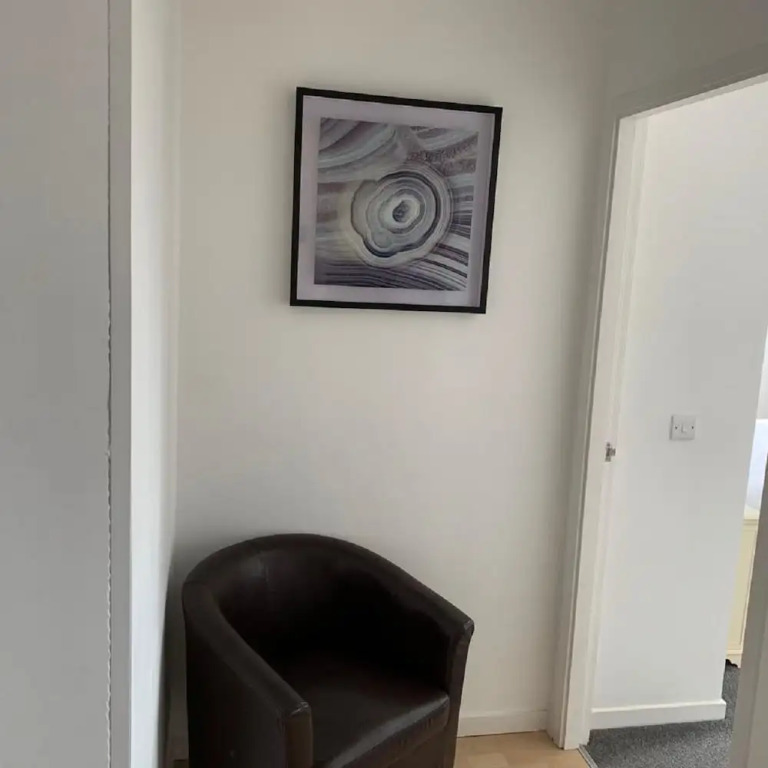 Two Bedroom Balcony Apartment Liverpool