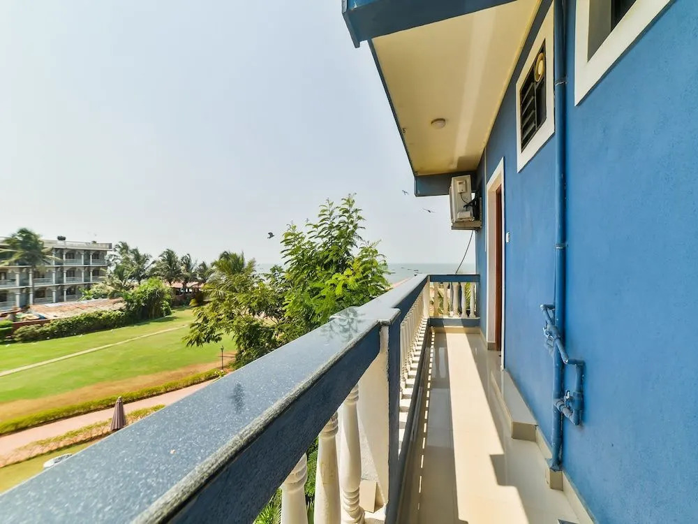 OYO 10882 Hotel Caje Baga