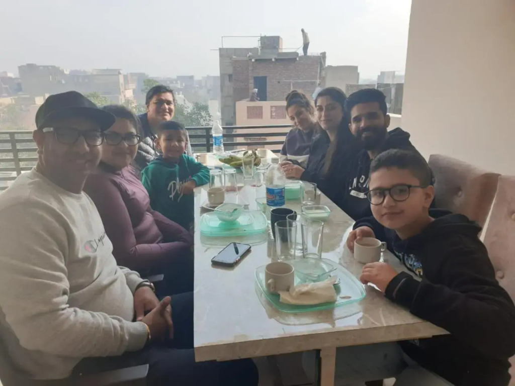 Hotel Malhotra inn 50 Meter from Golden Temple