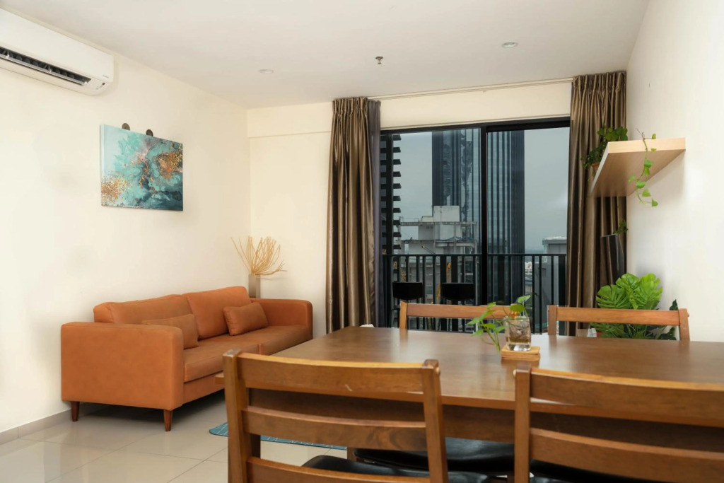 Homestay I City Cantik Tenang Wifi 4k Smart TV Netflix Coway Free Parking