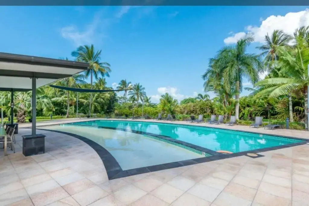 Lovely 1 Bedroom Studio Apartment with Pool.