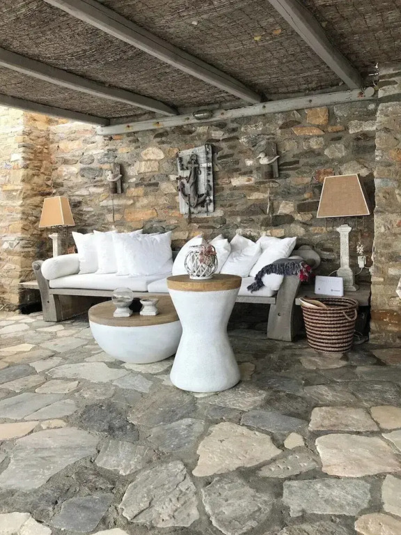 Seaside Neoclassical Property in Vaporia Ermoupoli