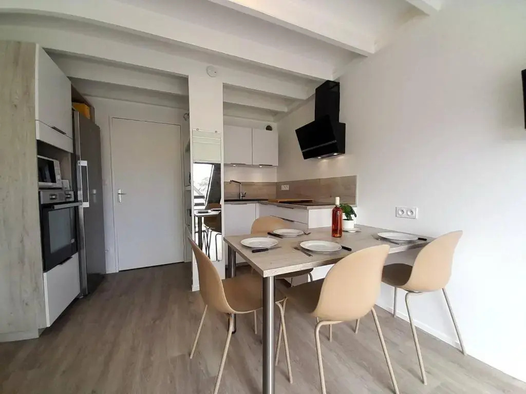 Appartement Carnac, 2 Pièces, 4 Personnes - Fr-1-477-116