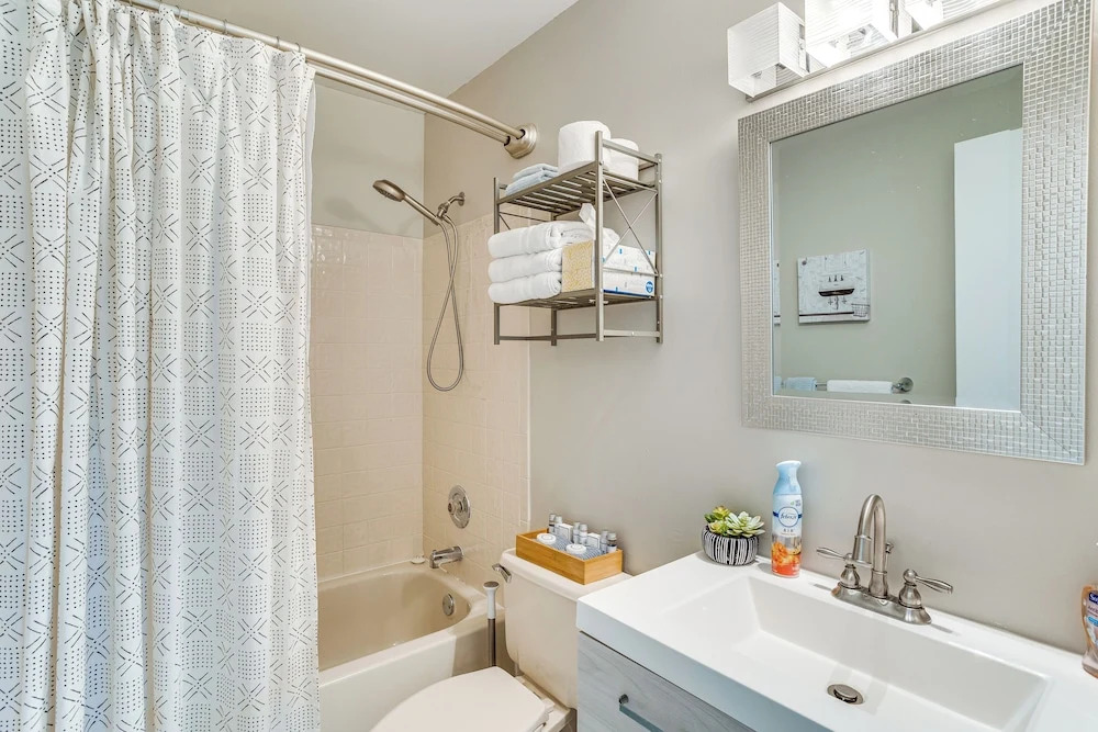 Wellington Vacation Rental: Private Saltwater Pool