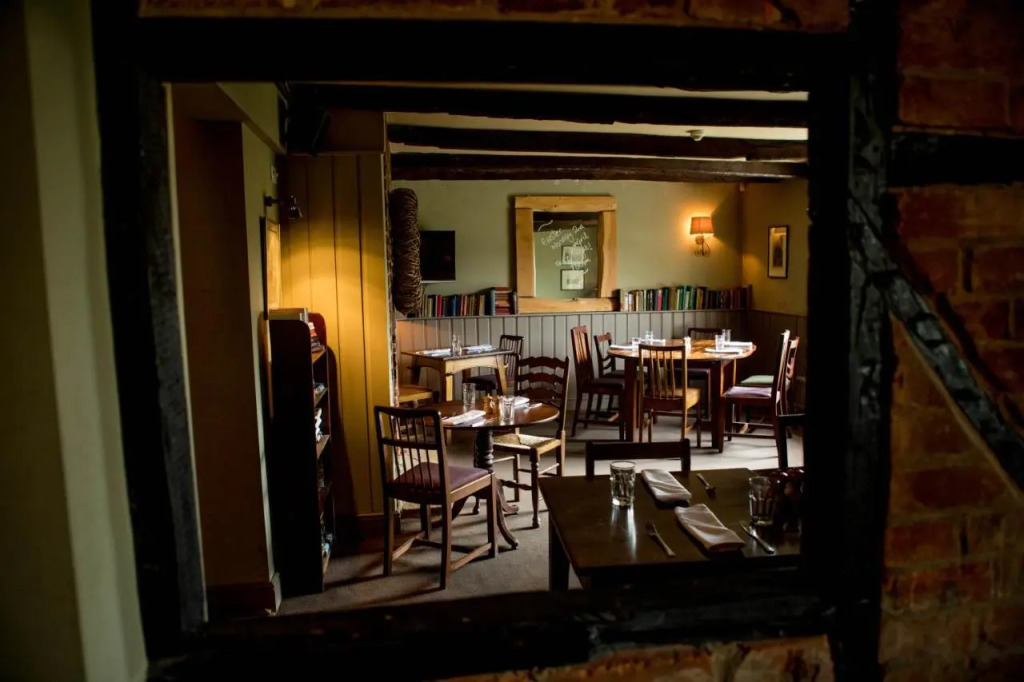 The Hawk Inn