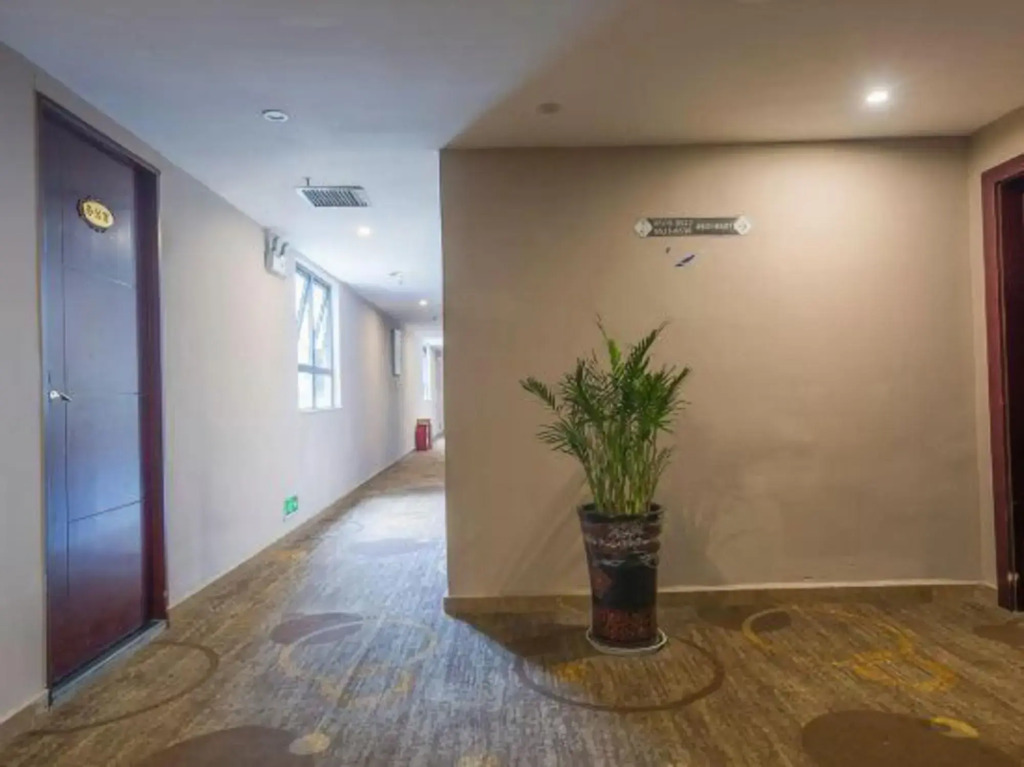 Pin Hotel
