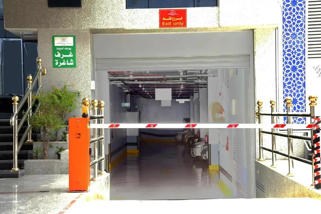Al Waleed Tower Hotel