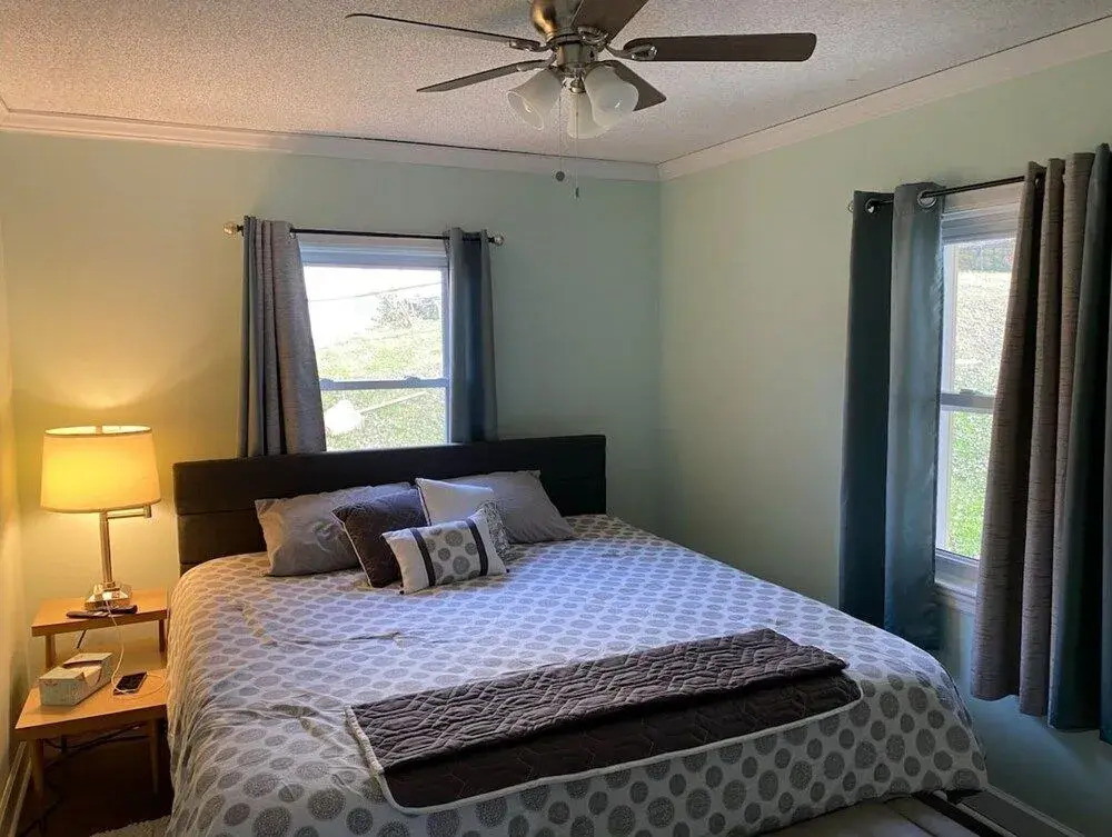 Country Comfy Right in Town