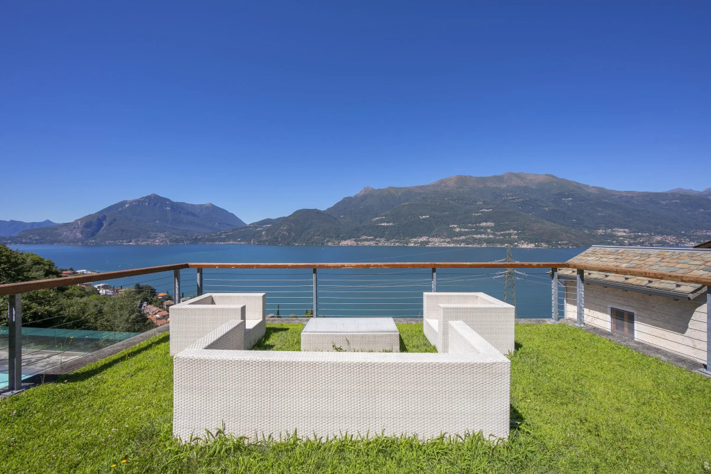 Paradiso del Lago Cristina