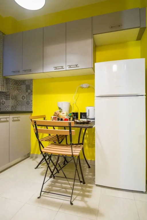 Comfortable Thisseio Apartment