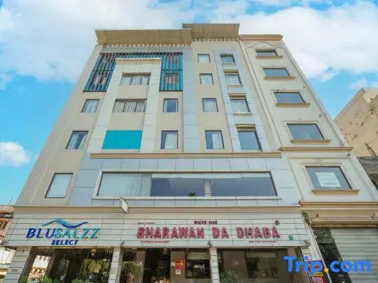 BluSalzz Select City Centre Near Golden Temple