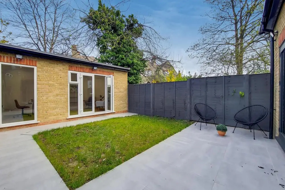 Brand New Luxury 2-bed Apartment in London